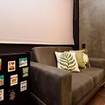 Omar do Rio: Moderno Estúdio a 160m da Praia de Copacabana e 500m do Metrô Cantagalo, c/ Internet 600mbps, Smart TV e Máquina Lava&Seca (NSC 1085/315)